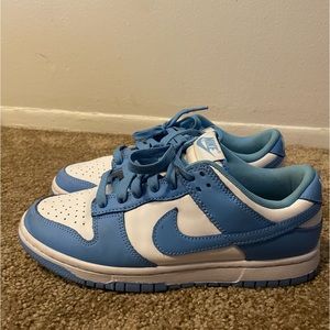 University blue Nike dunks